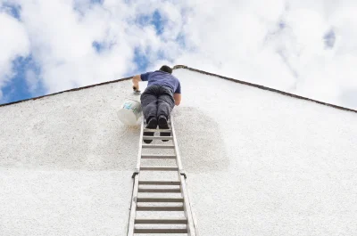 Peinture extérieure à Luc-sur-Mer — façades et ravalement